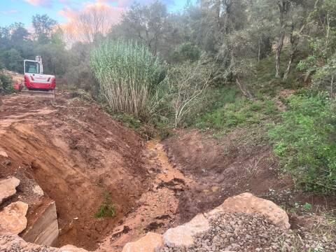 Reparació de l’esvoranc de Mas Altaba provocat per un temporal